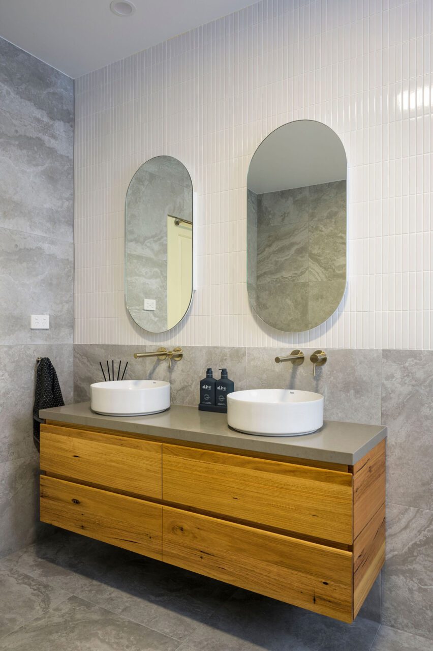 Modern Bathroom