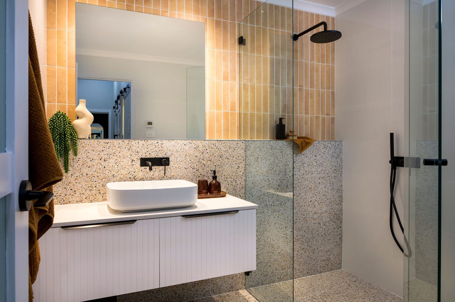 Ensuite Bathroom Newcastle & Central Coast - Banana Bathrooms