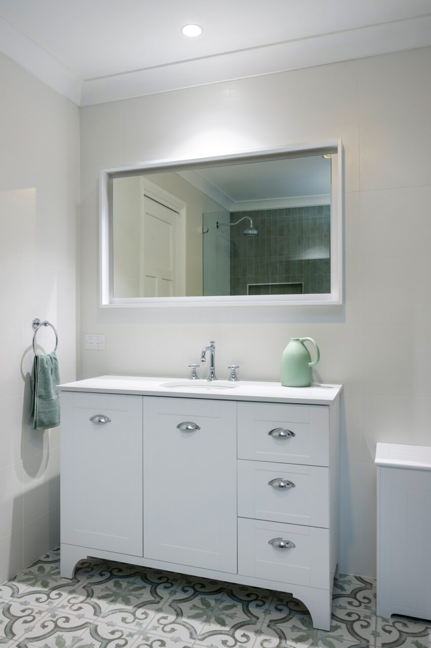 Traditional Bathroom design