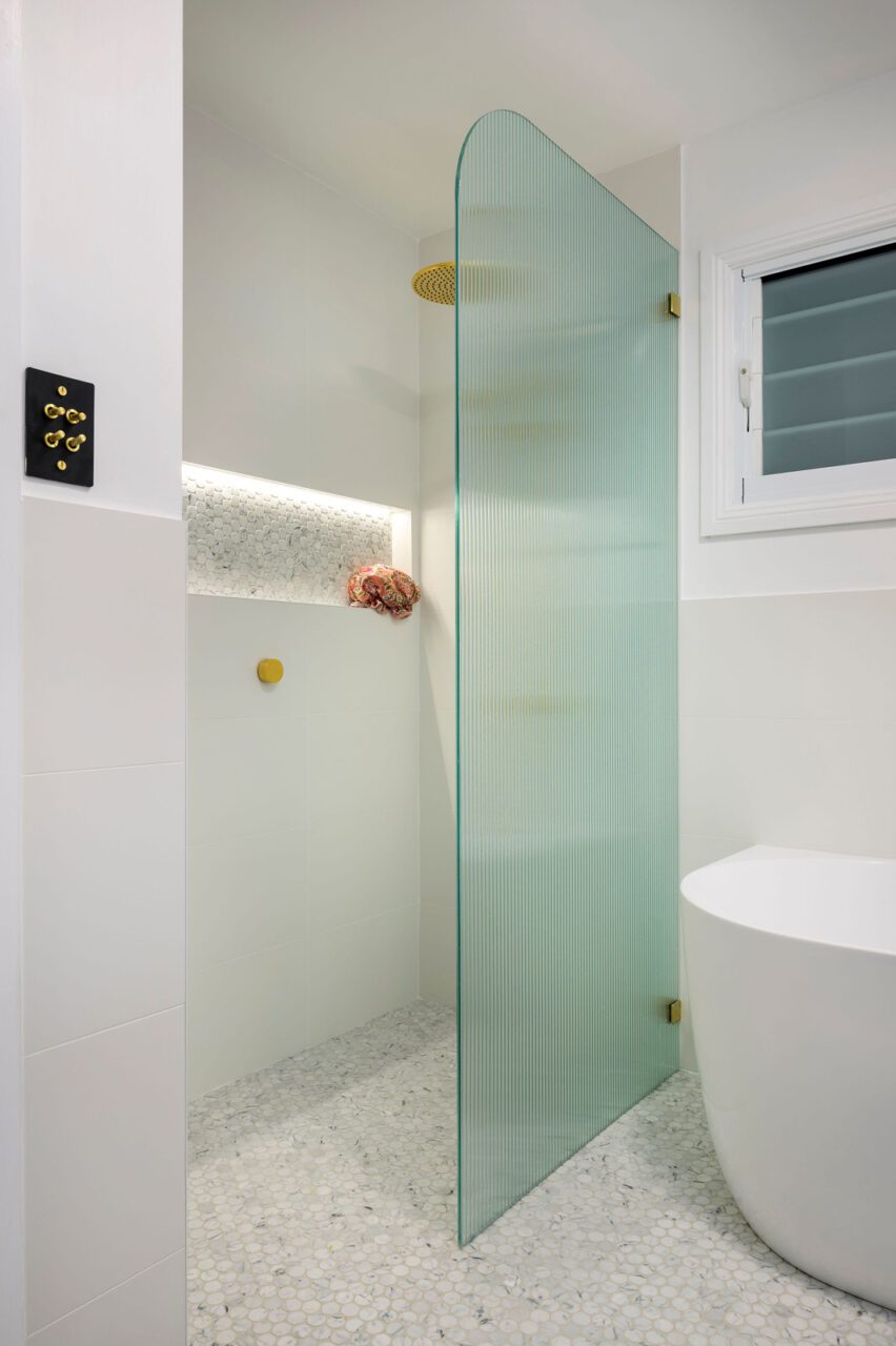 Retro Glamour Bathroom
